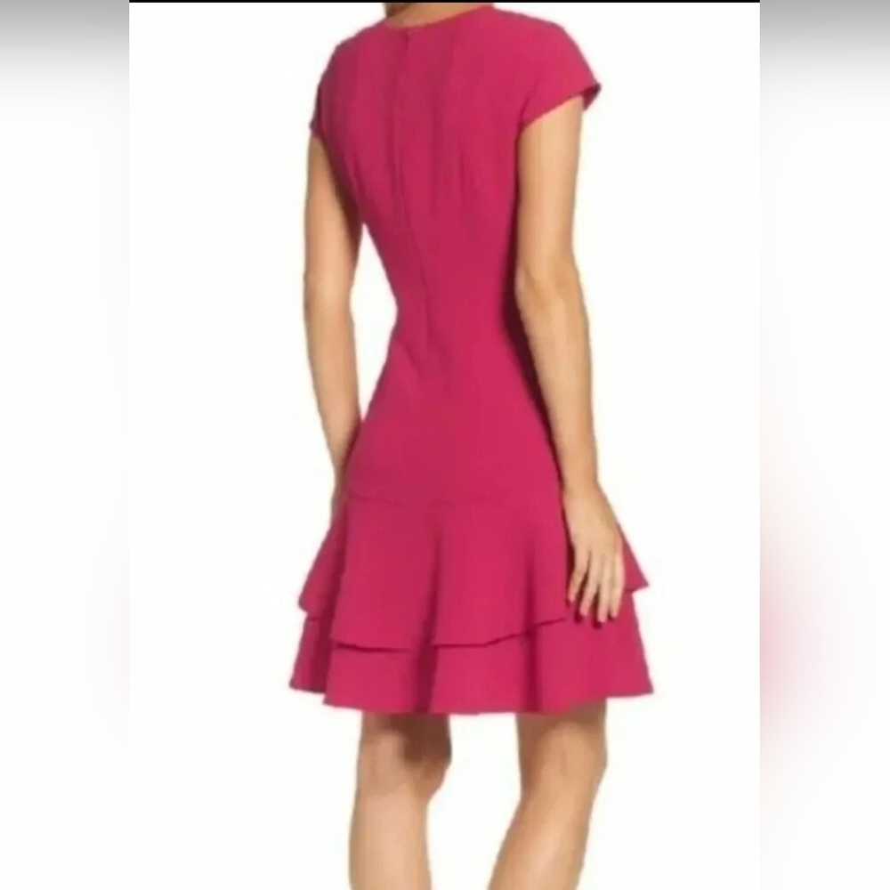 Eliza J Fuchsia Pink Tiered Ruffled Hem Sheath Crepe Cap Sleeve Dress Size 10P - Picture 2 of 10